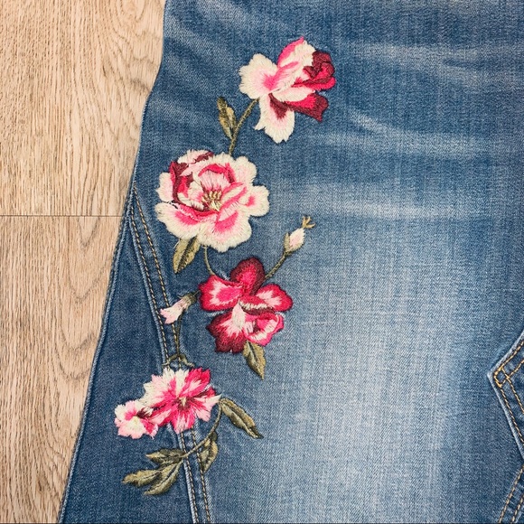NWT Driftwood | Stef Denim Embroidered Skirt - Picture 6 of 9